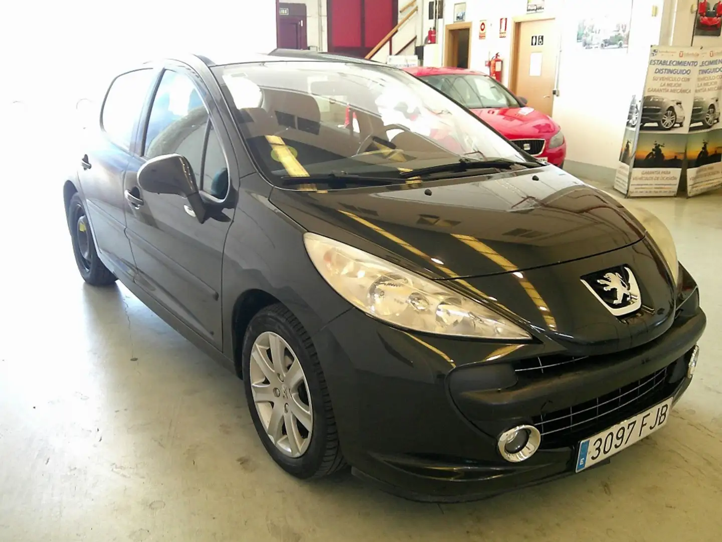 Peugeot 207 1.6 HDI FAP XS 110 Negro - 2