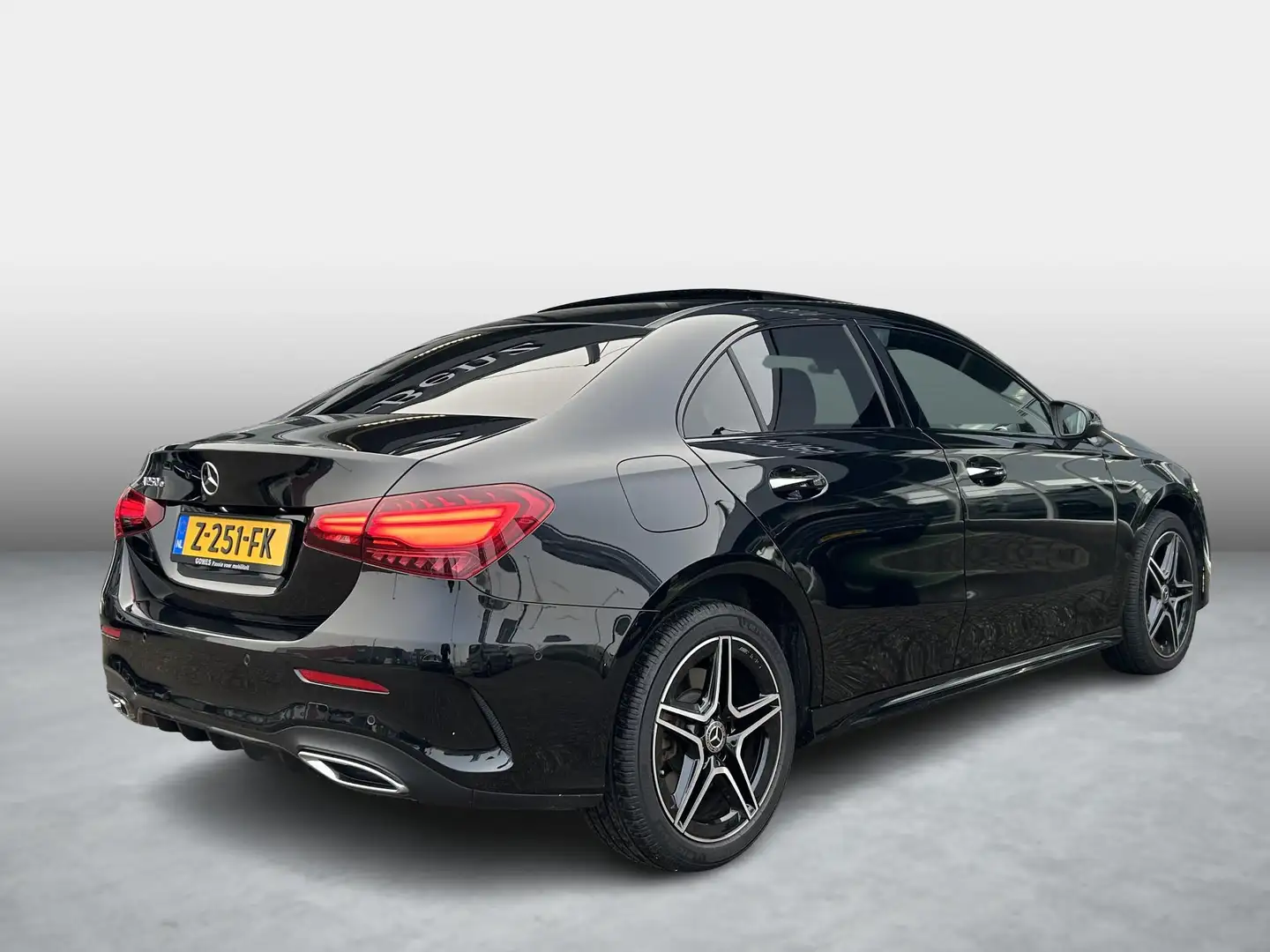Mercedes-Benz A 250 e AMG Line | Premium | Night pakket | Panoramadak Noir - 2