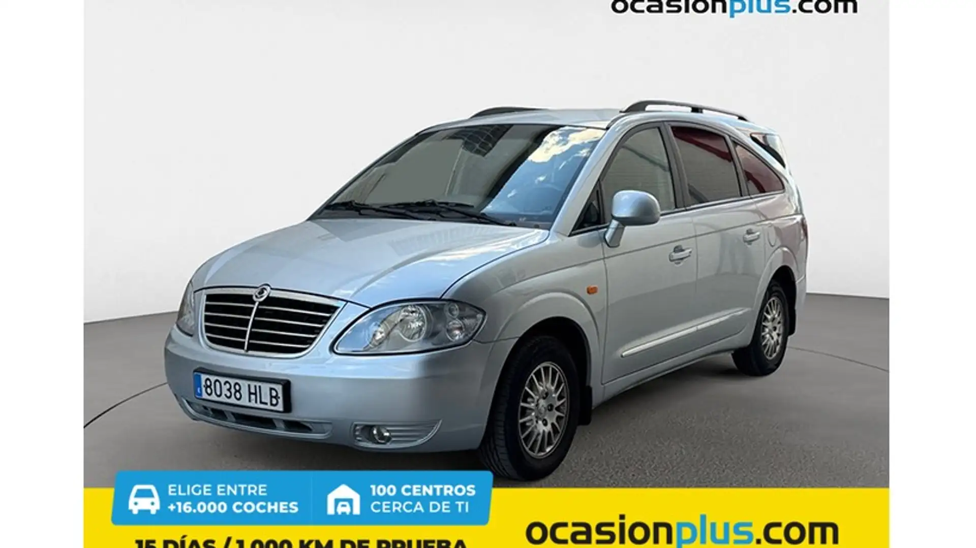 SsangYong Rodius 270 Xdi Premium Plateado - 1