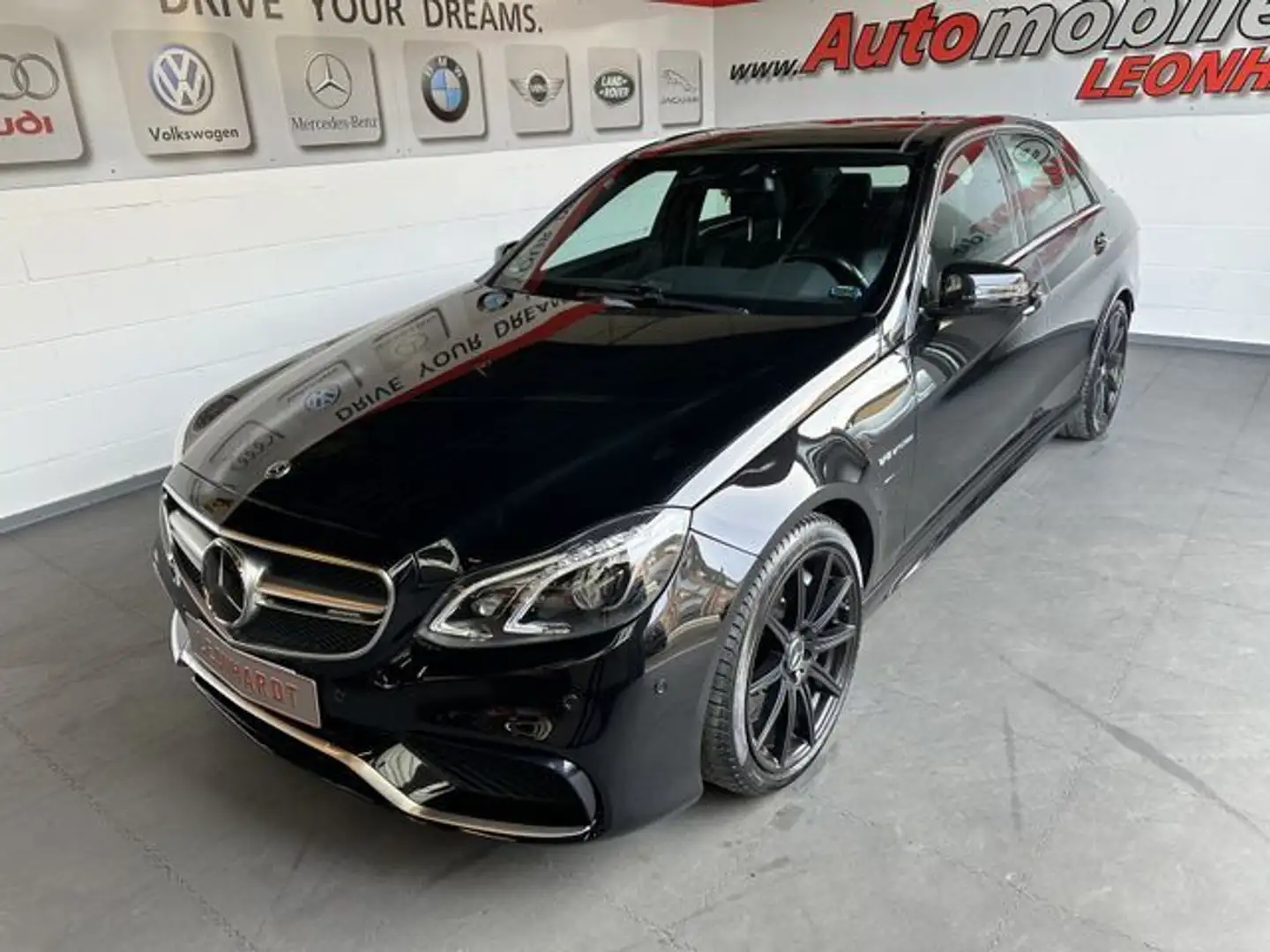 Mercedes-Benz E 63 AMG *Pano*360°*Radar*MB-Scheckheft*ab 3,99% Чорний - 1