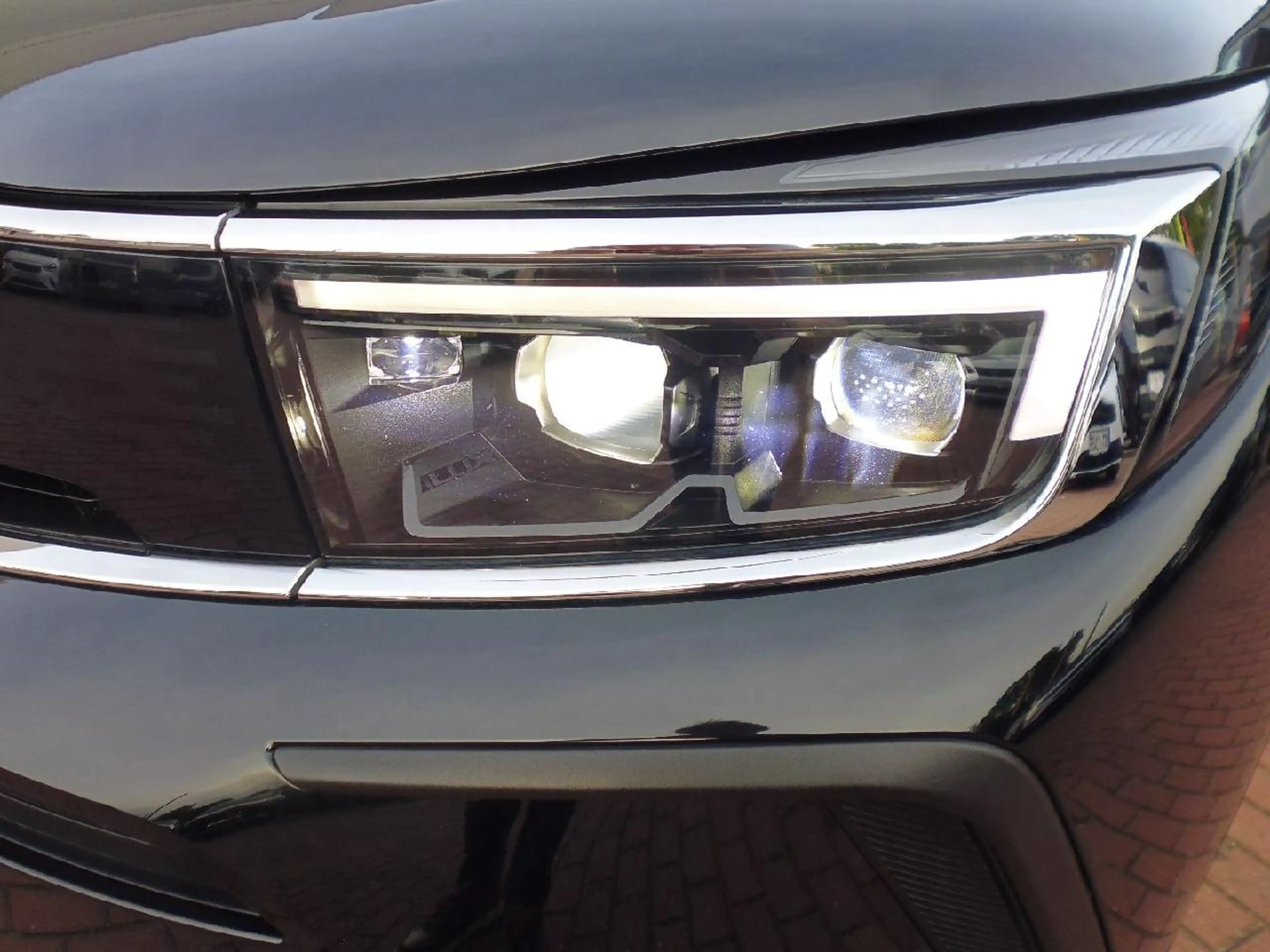 Opel Grandland Ultimate Plug-in-Hybrid — photo 9