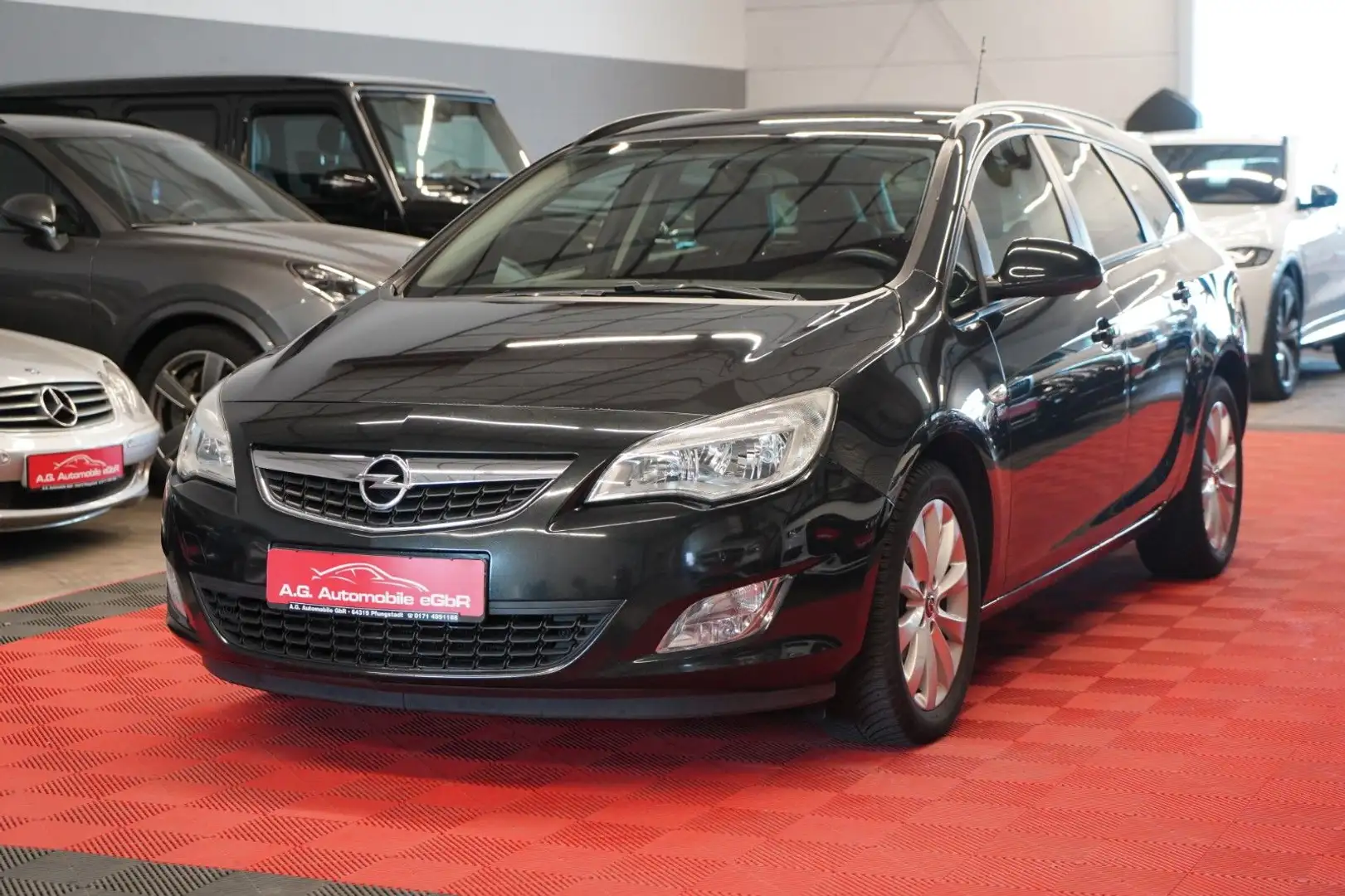 Opel Astra J 1.7 CDTi Sports Tourer 150 Jahre Opel Schwarz - 1