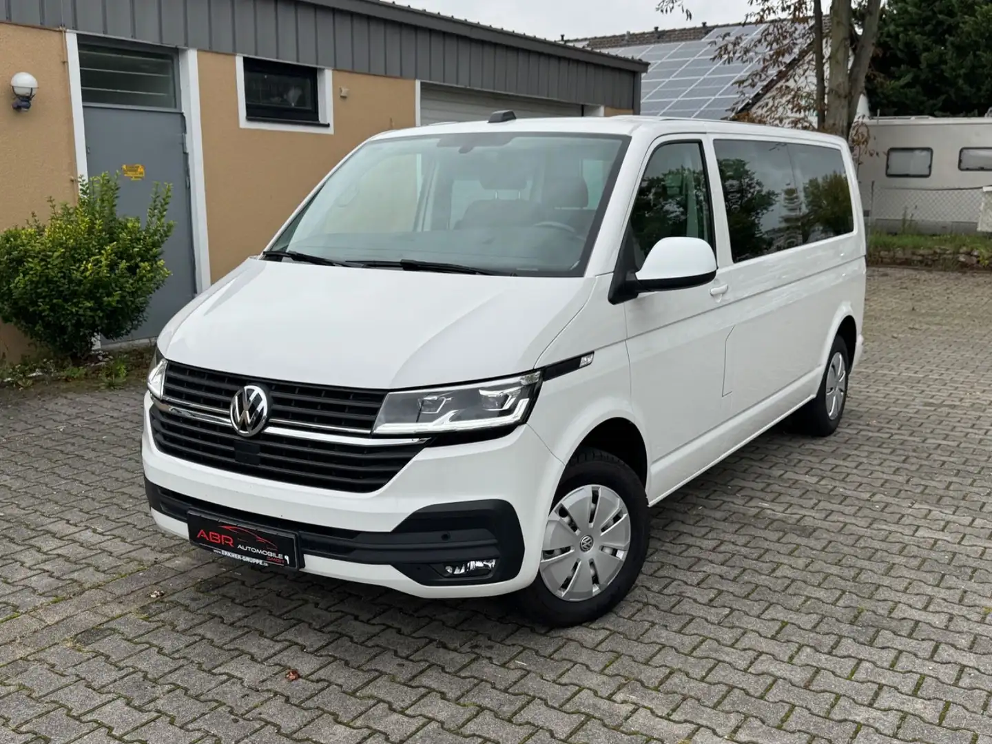 Volkswagen T6 Transporter T6.1 Transporter 5Sitze Klima Navi LED Weiß - 1