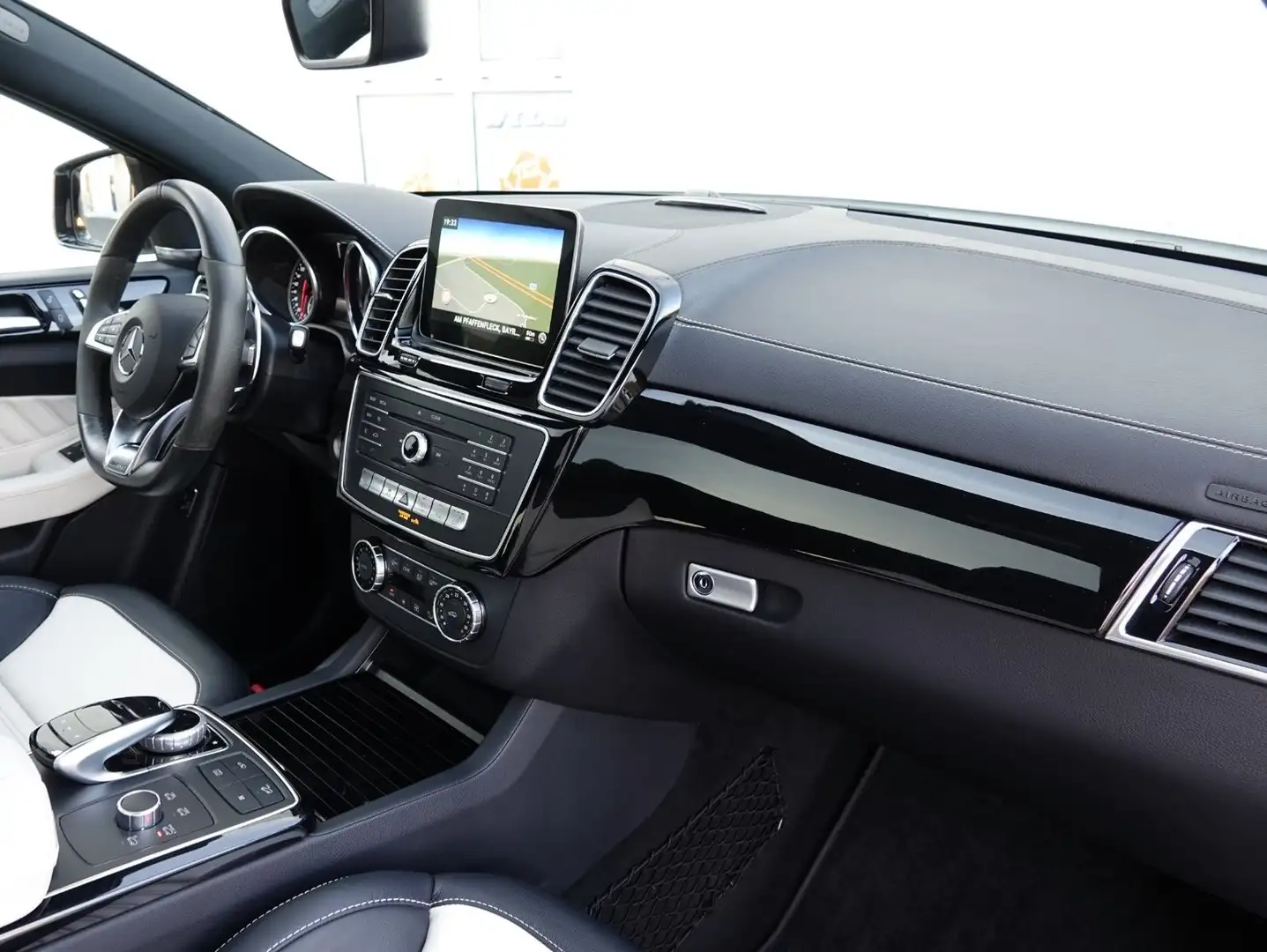 Mercedes-Benz GLE 43 AMG GLE 43AMG Coupe 4M AMG Performance*H&K* GARANTIE bijela - 2