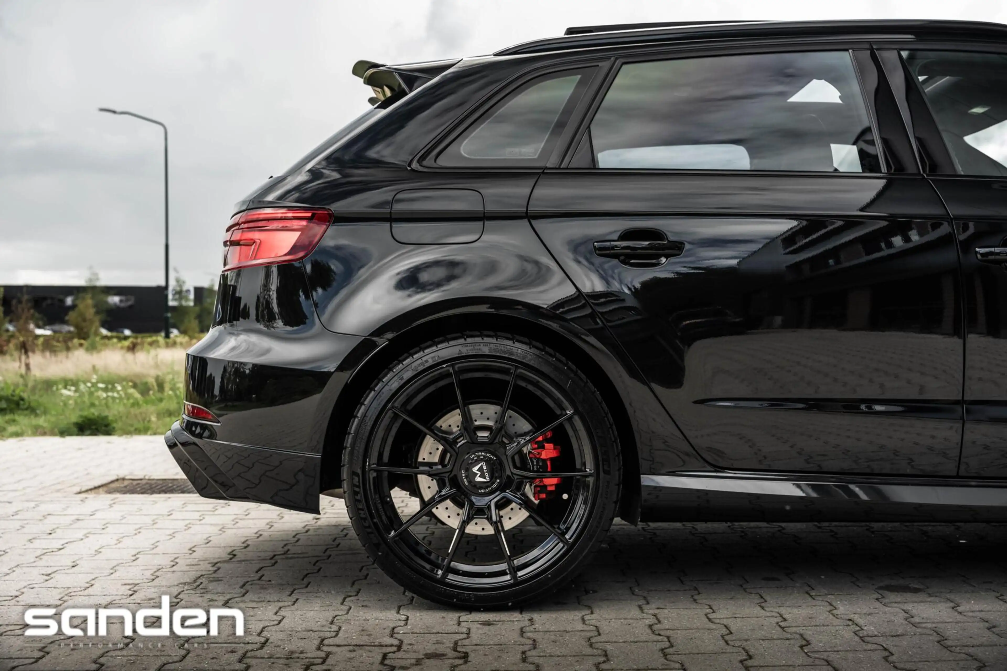 Audi RS3 2.5TFSI quattro|Pano|Maxton|RS Seats|Carbon|B&O|AC — photo 30