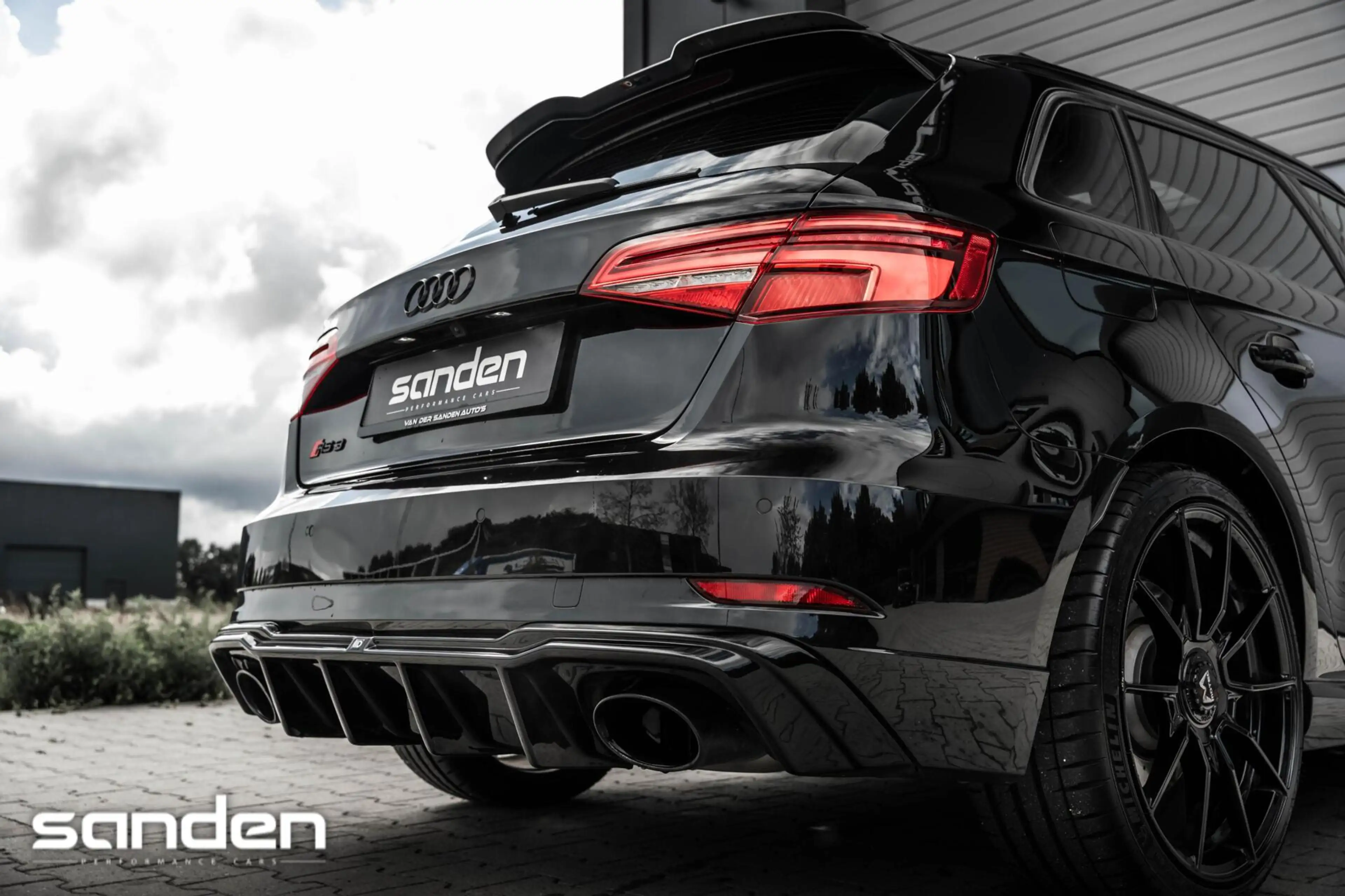 Audi RS3 2.5TFSI quattro|Pano|Maxton|RS Seats|Carbon|B&O|AC — photo 21