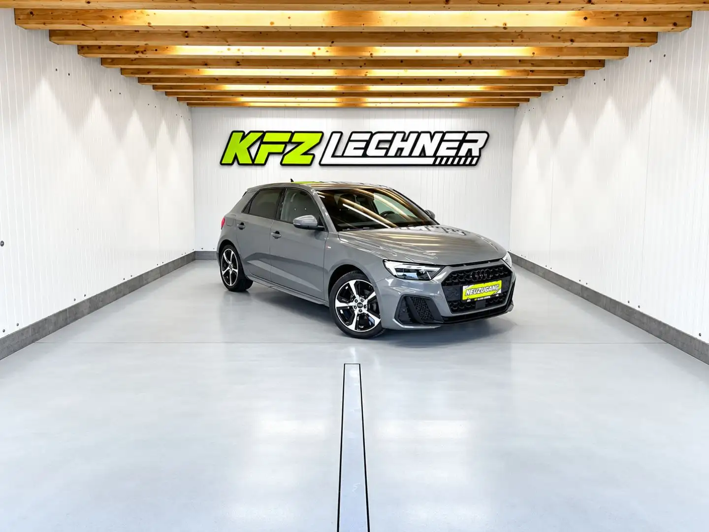 Audi A1 SB 25 TFSI "S line" SITZH*LED*R-KAM*VIRTUAL Grau - 1