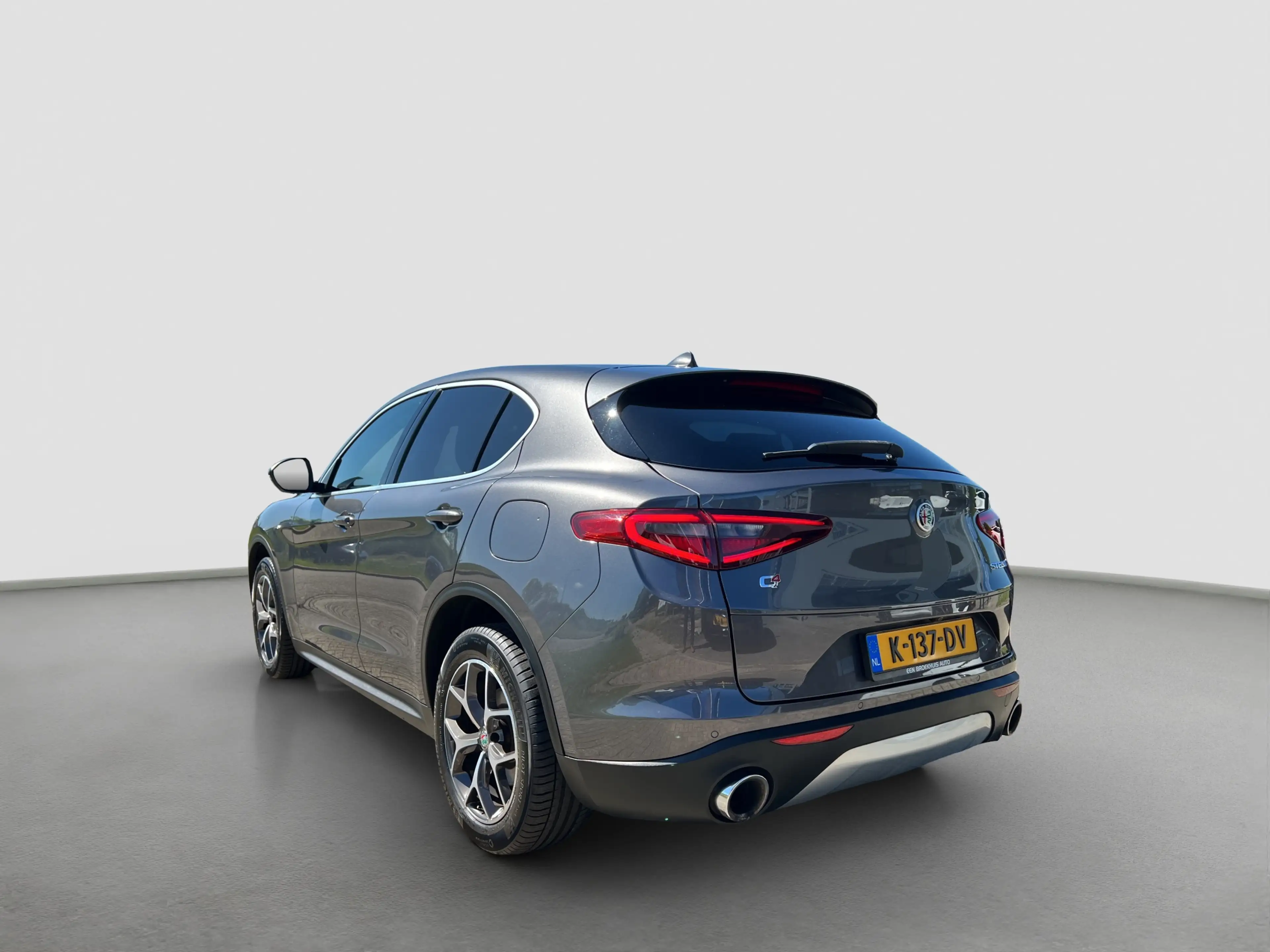 Alfa Romeo Stelvio 2.0 T 200pk AWD Super | 19'' velgen | Navigatie | — photo 5