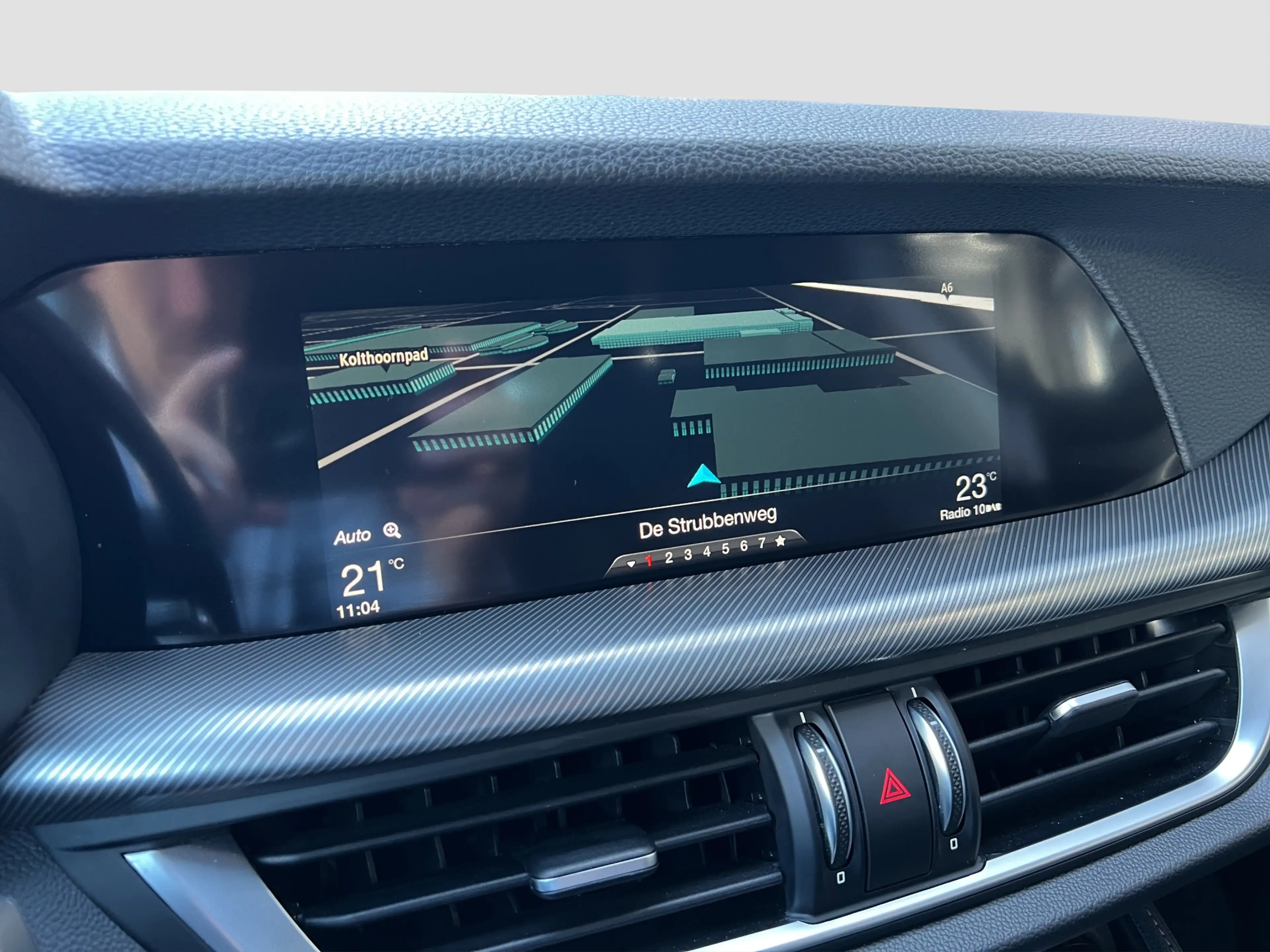 Alfa Romeo Stelvio 2.0 T 200pk AWD Super | 19'' velgen | Navigatie | — photo 22