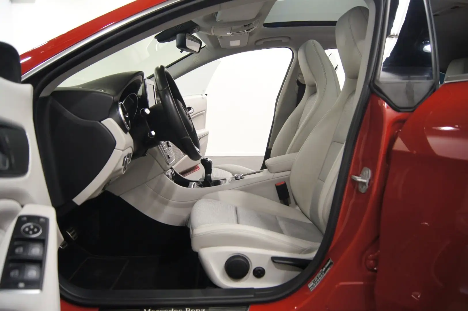 Mercedes-Benz CLA 250 |PANO|100% MB SERVICE Rosso - 2