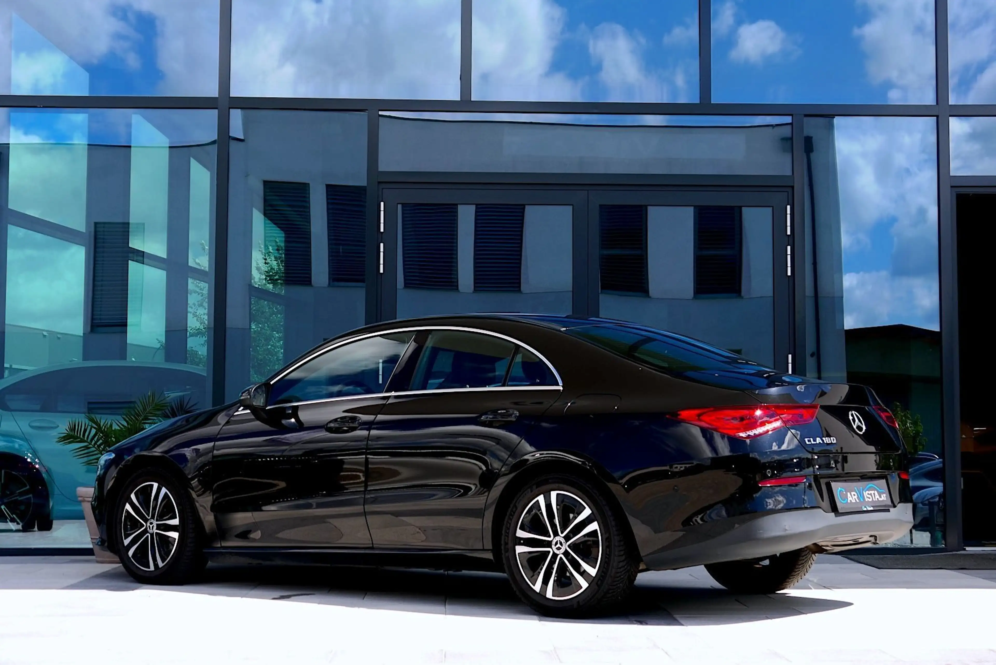 Mercedes-Benz CLA 180 Style Aut. *Spurhalteassistent & Rückfahrkamera* — photo 7