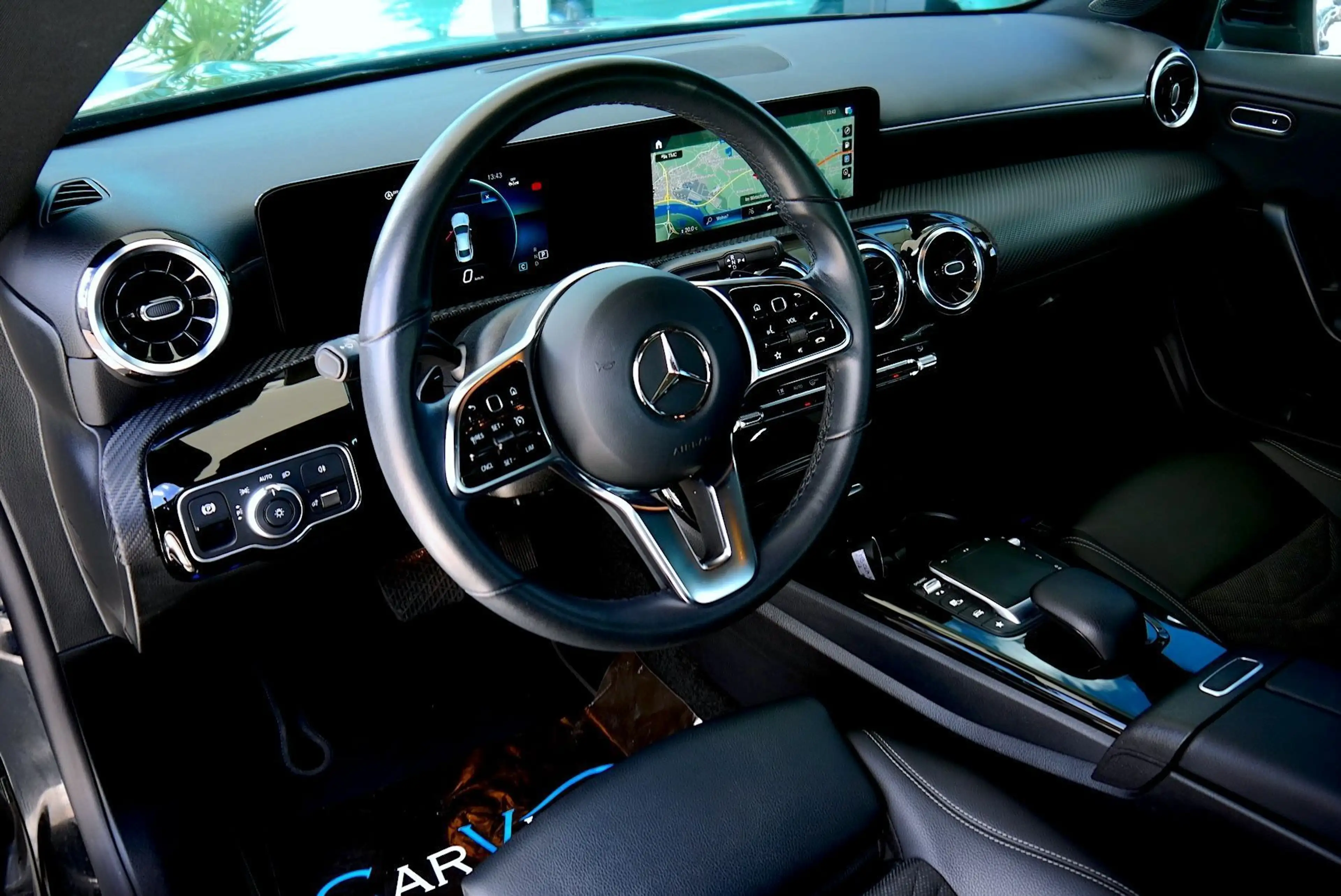 Mercedes-Benz CLA 180 Style Aut. *Spurhalteassistent & Rückfahrkamera* — photo 9