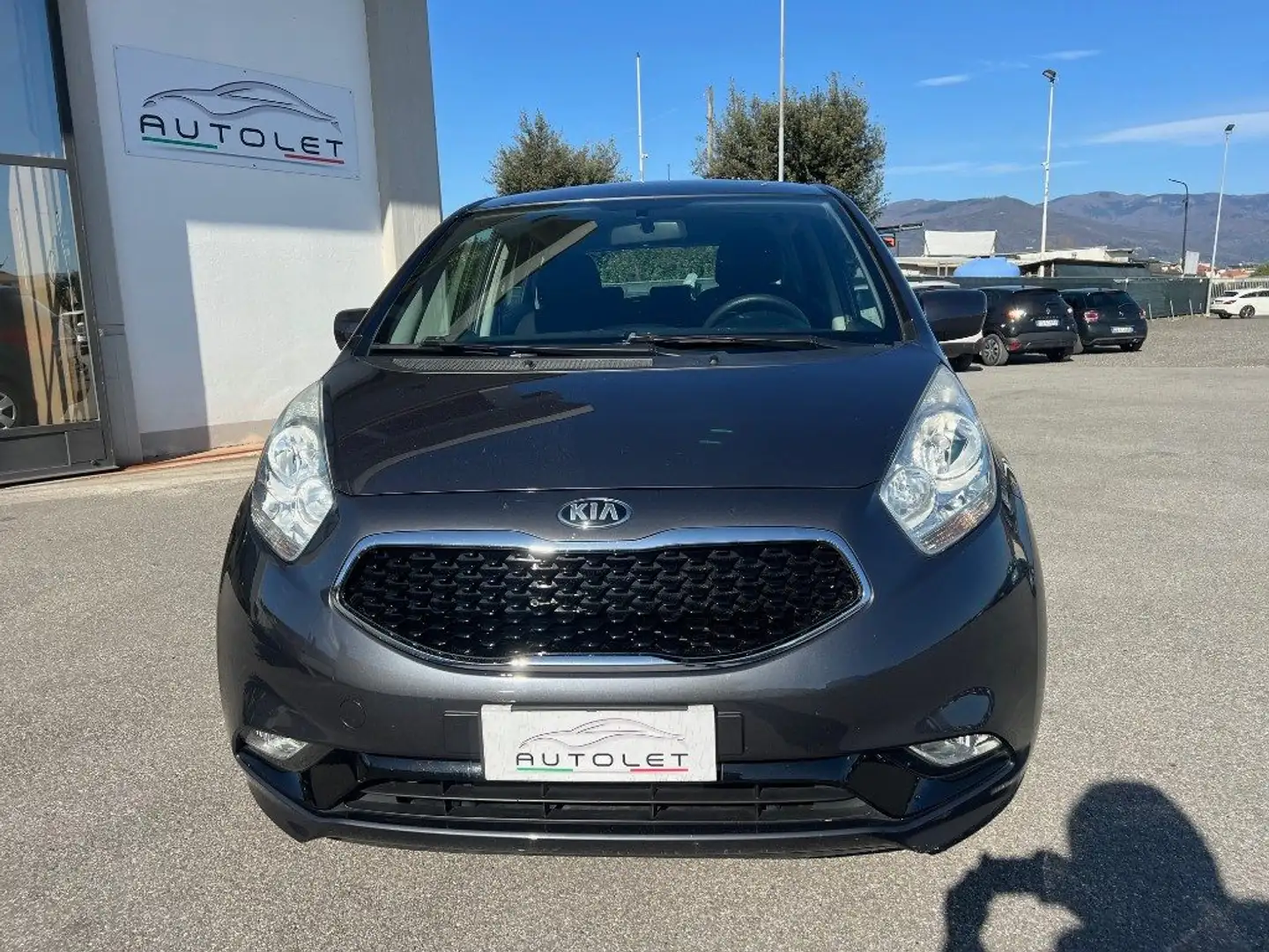 Kia Venga 1.4 EcoGPL Cool - PER NEOPATENTATO - Gris - 2