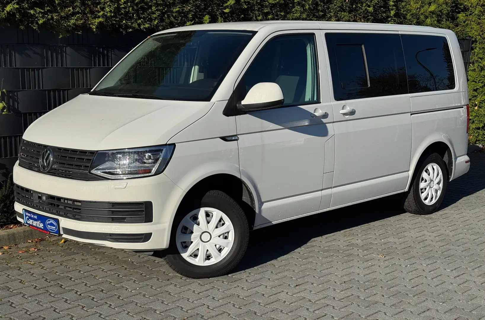 Volkswagen T6 Multivan *150PS  *ALLRAD *TOP-AUSSTATTUNG *GARANTIE Weiß - 1