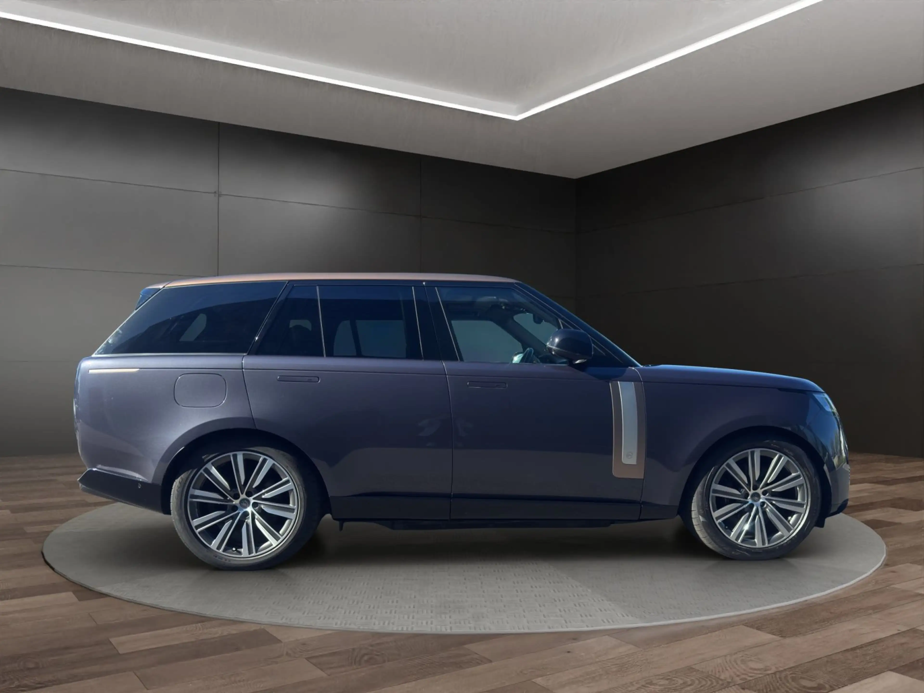 Land Rover Range Rover SWB 3.0 Plug in Hybrid P550 e SV — photo 3
