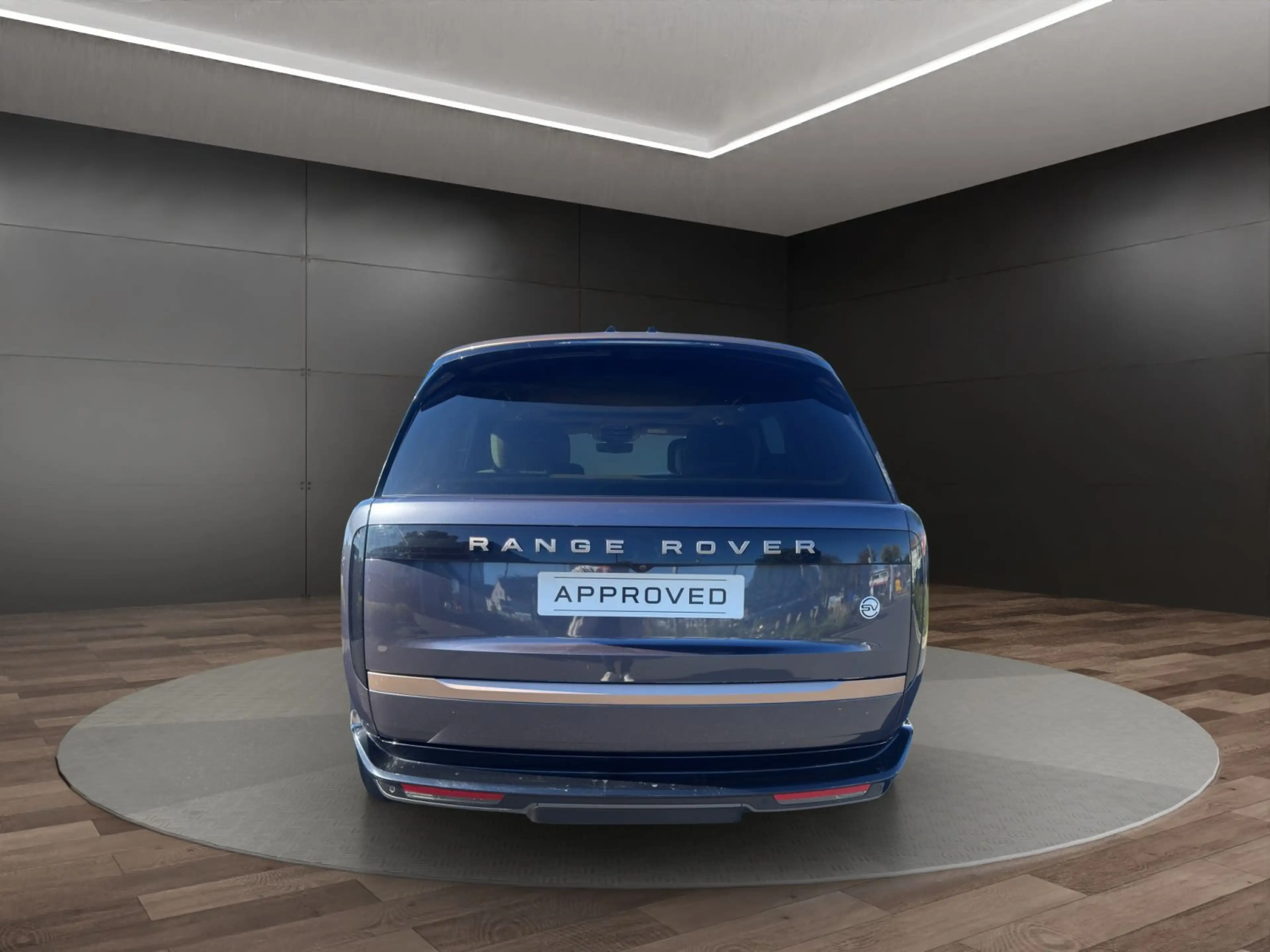 Land Rover Range Rover SWB 3.0 Plug in Hybrid P550 e SV — photo 4