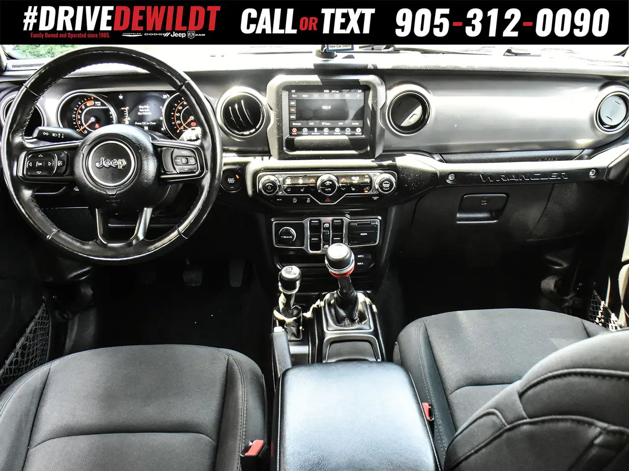 Jeep Wrangler photo Jeep Wrangler