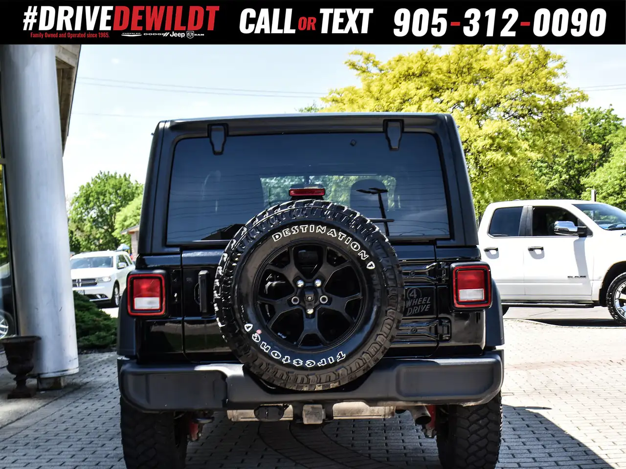 Jeep Wrangler photo Jeep Wrangler