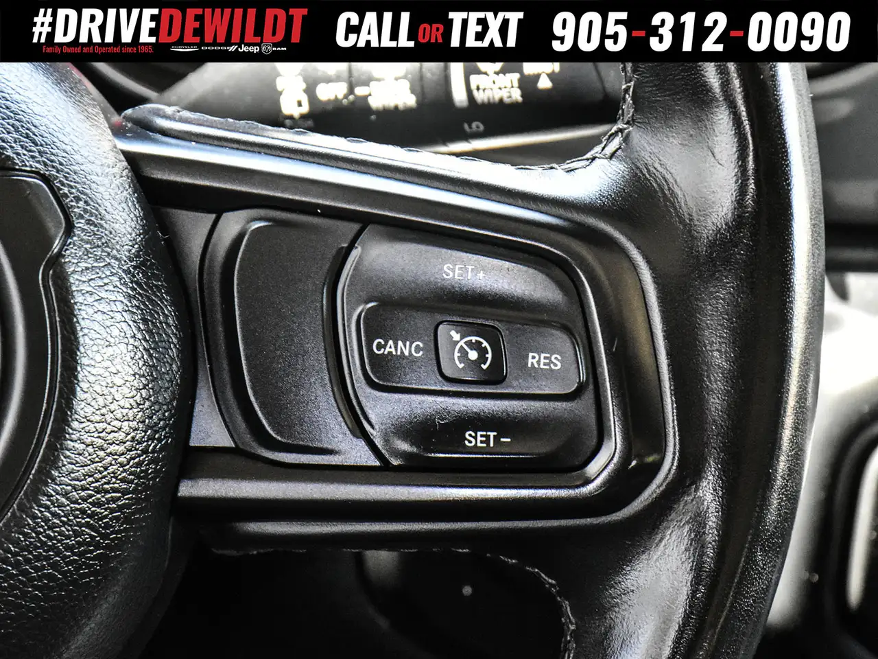 Jeep Wrangler photo Jeep Wrangler