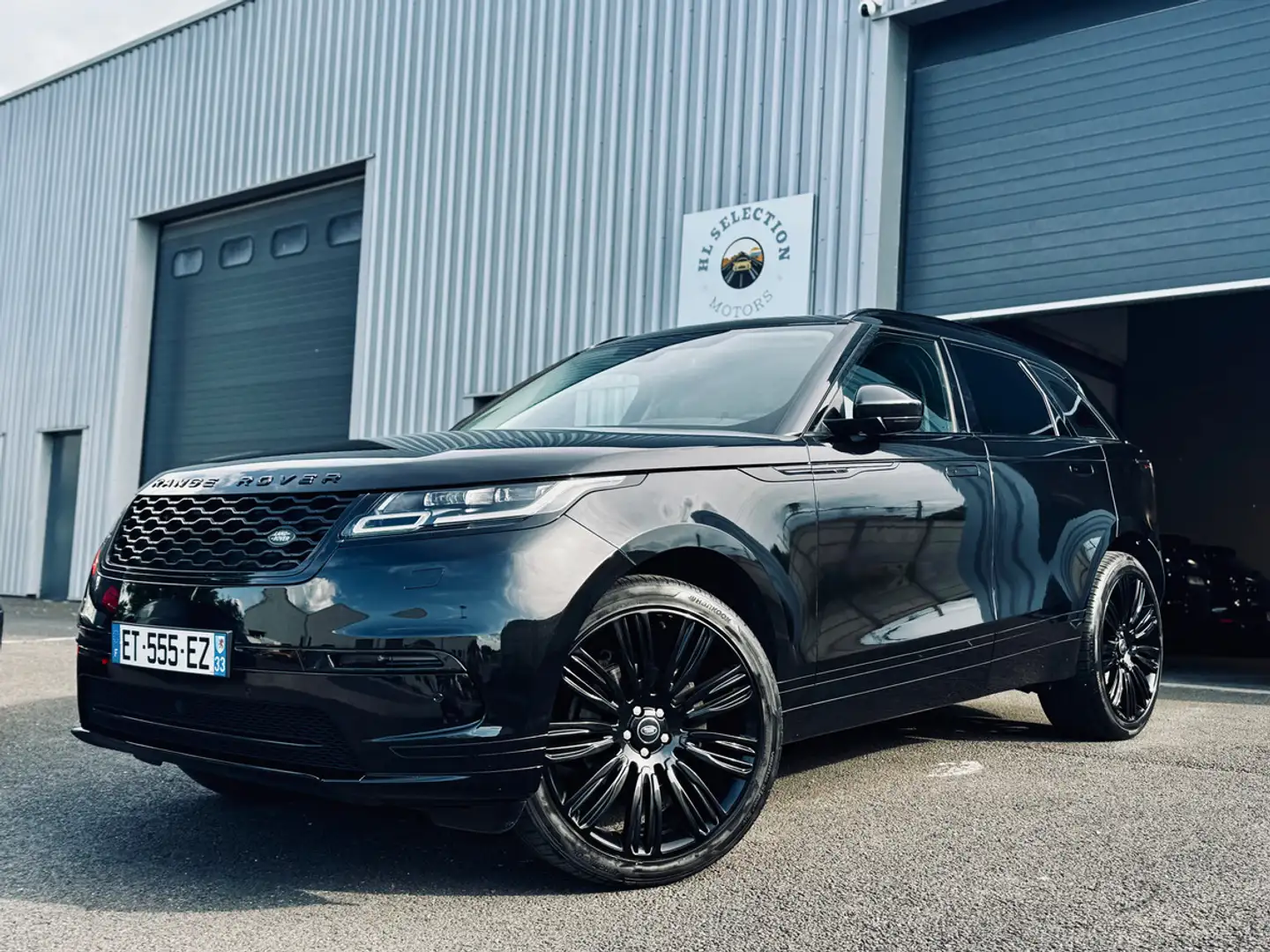 Land Rover Range Rover Velar R DYNAMIC TOIT OUVRANT BLACK EDITION D180 Schwarz - 1