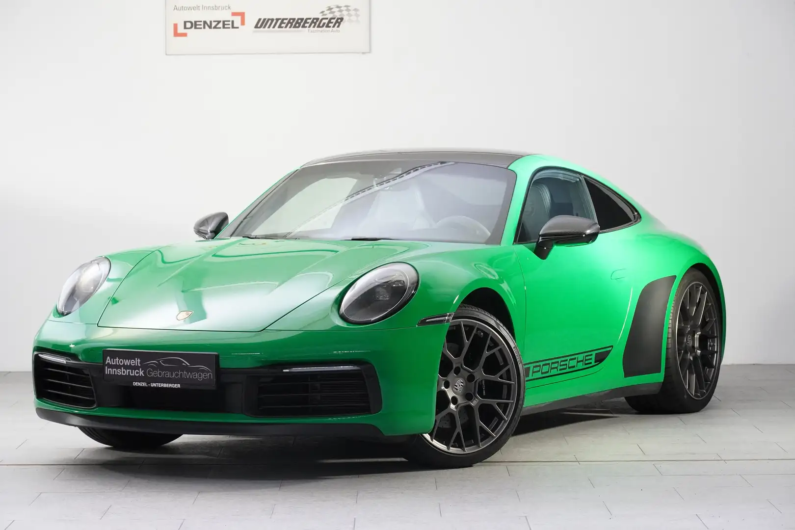 Porsche 992 911 Carrera Coupe S PDK Yeşil - 2
