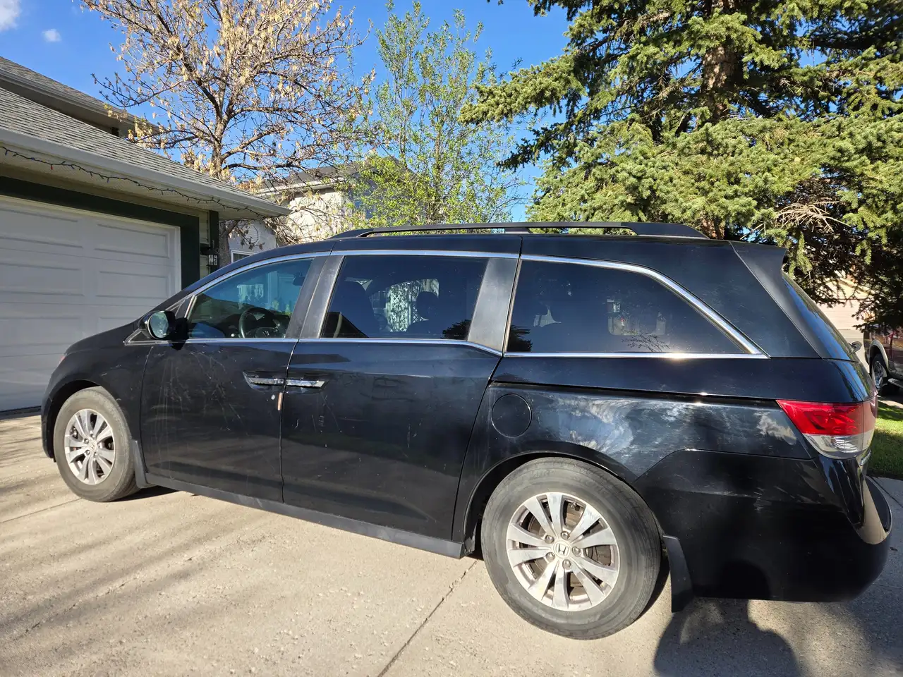 Honda Odyssey снимка Honda Odyssey