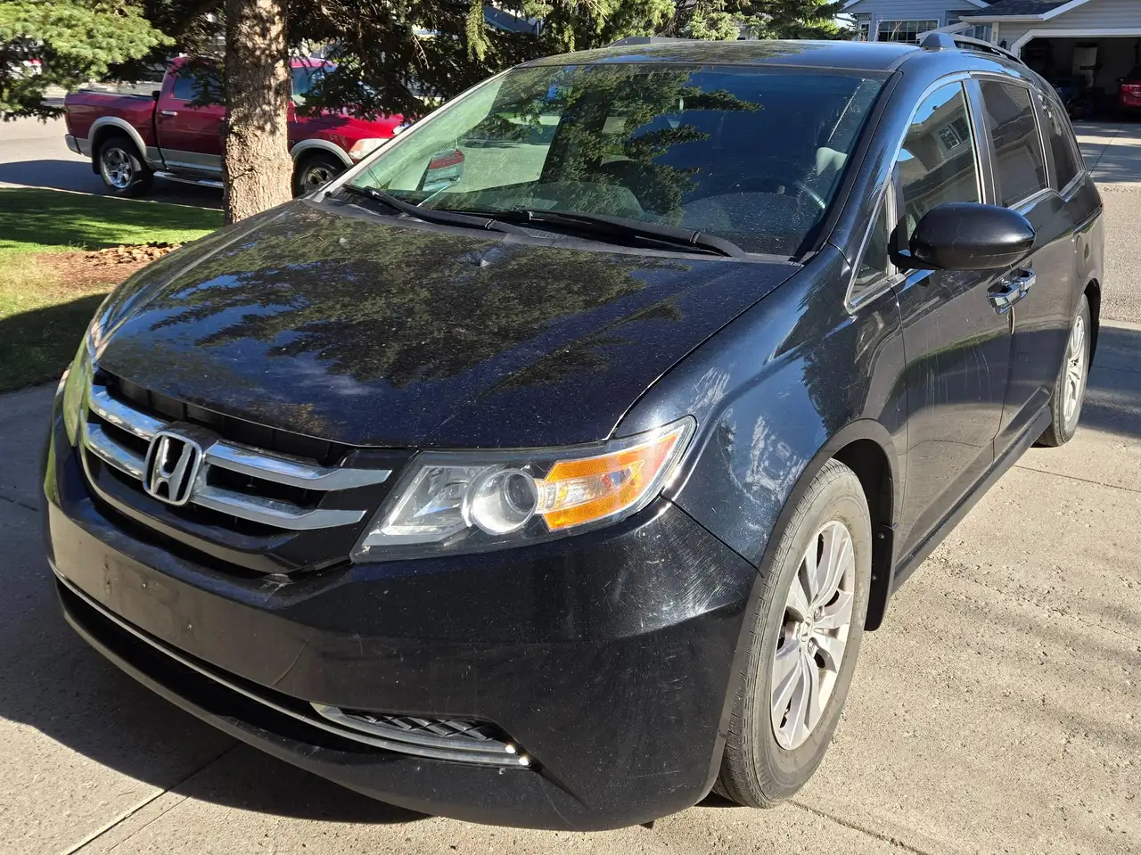 Honda Odyssey снимка Honda Odyssey