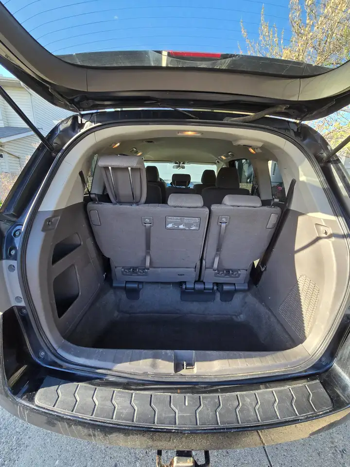 Honda Odyssey снимка Honda Odyssey