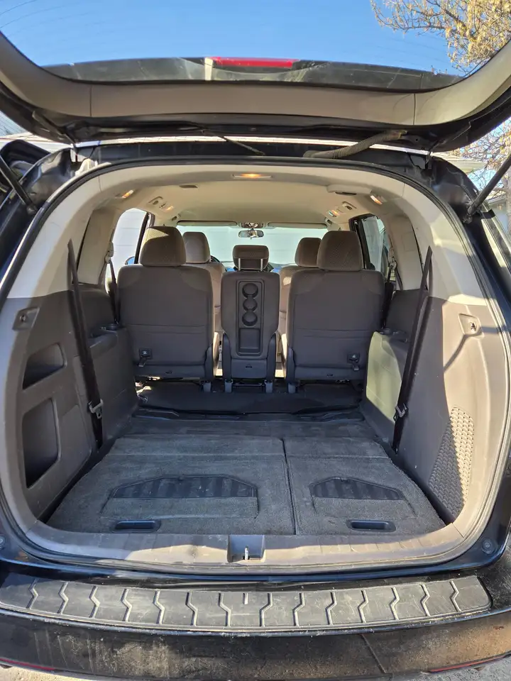 Honda Odyssey снимка Honda Odyssey