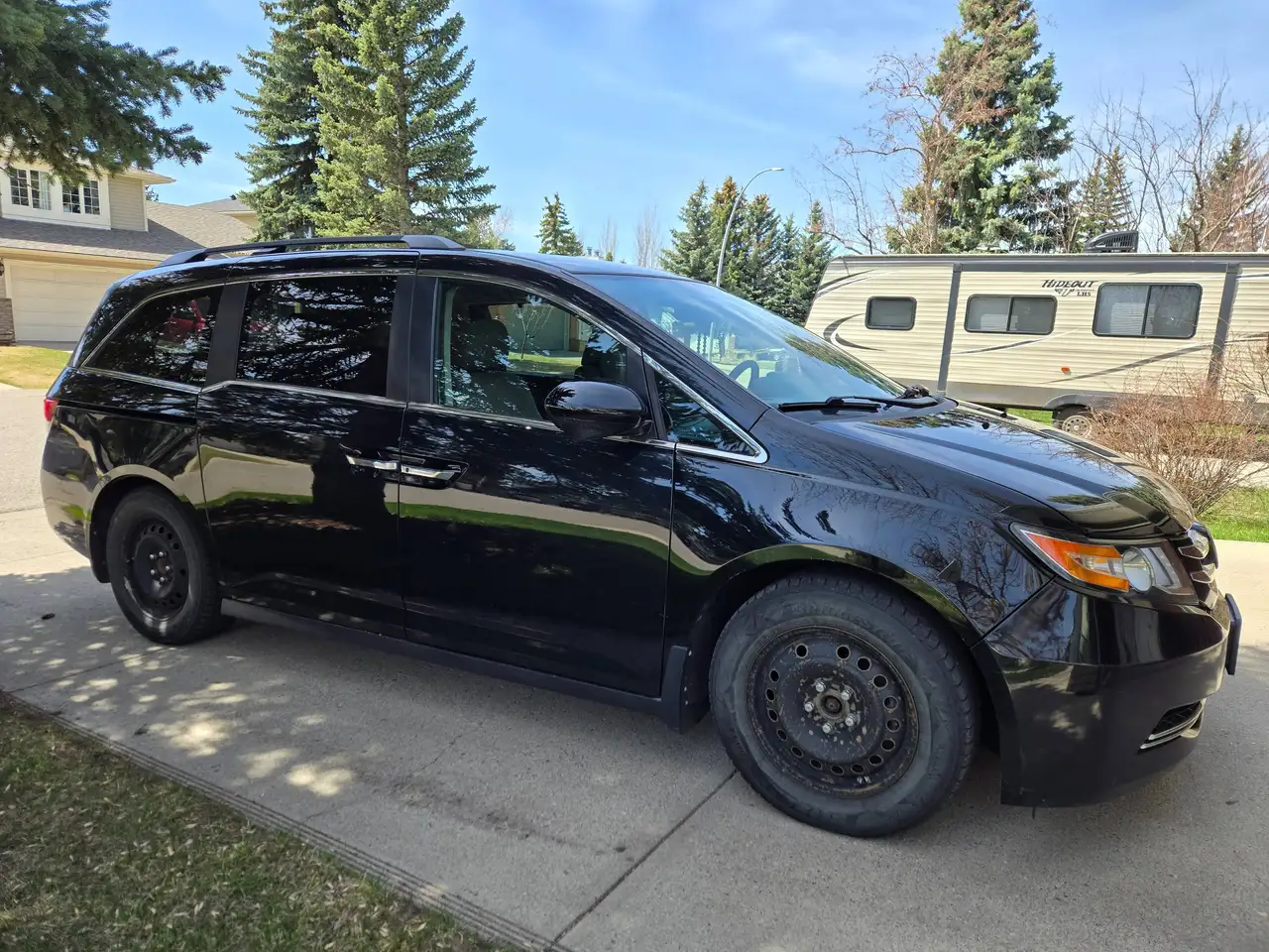 Honda Odyssey снимка Honda Odyssey