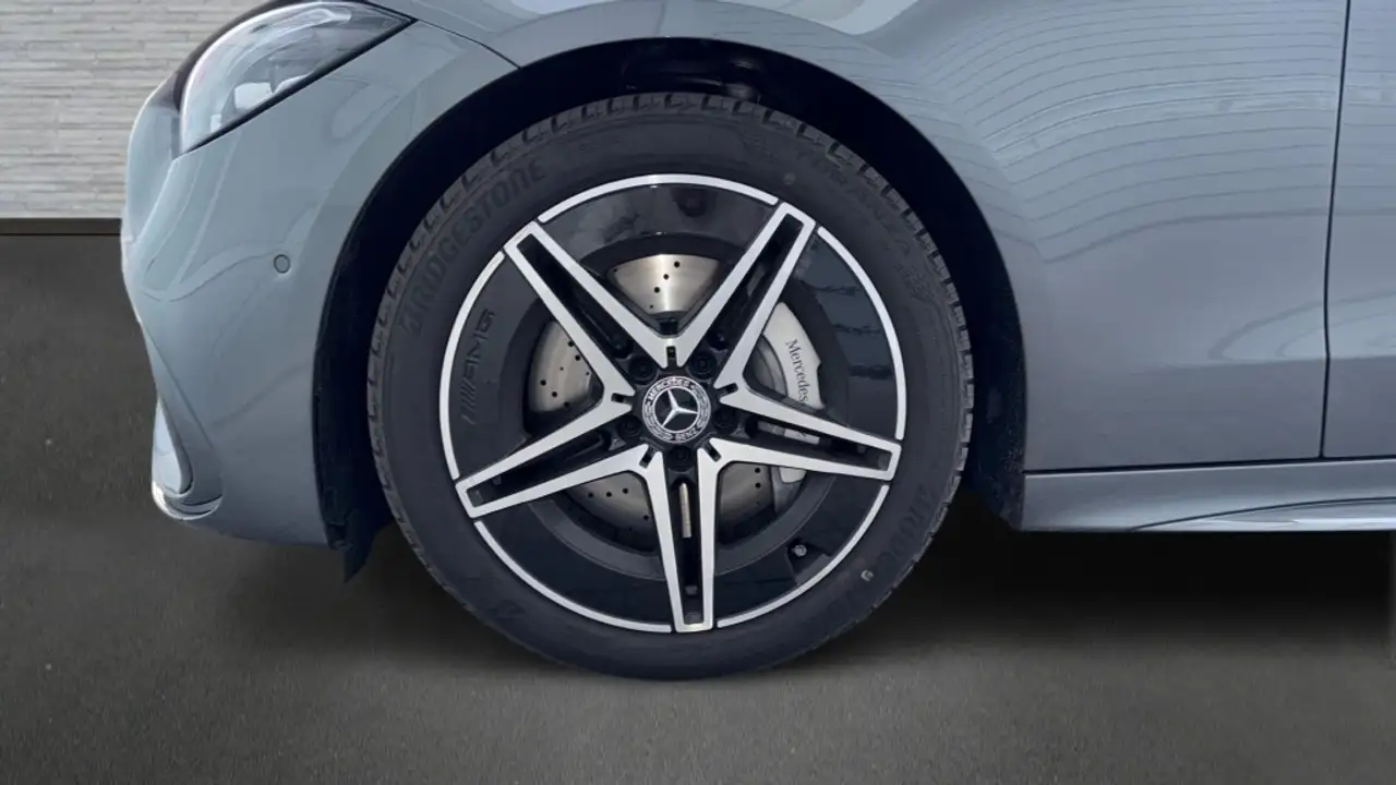 Mercedes-Benz C-Class 2026