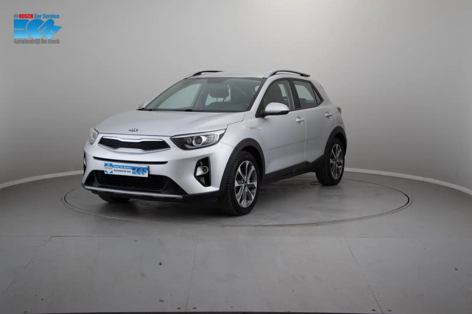 Kia Stonic 1.0 T Fusion ISG Plateado - 1