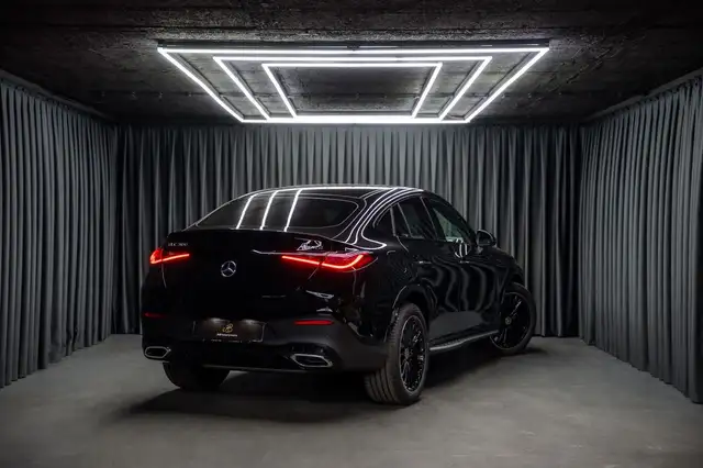 Mercedes-Benz GLC view 5
