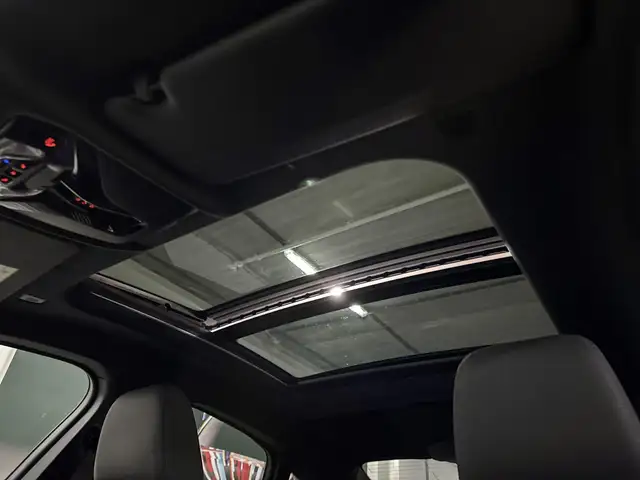 BMW 2 Series view 10