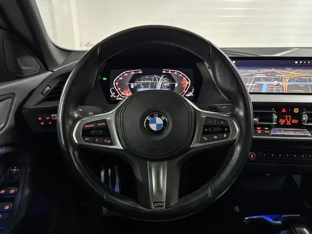 BMW 2 Series view 12