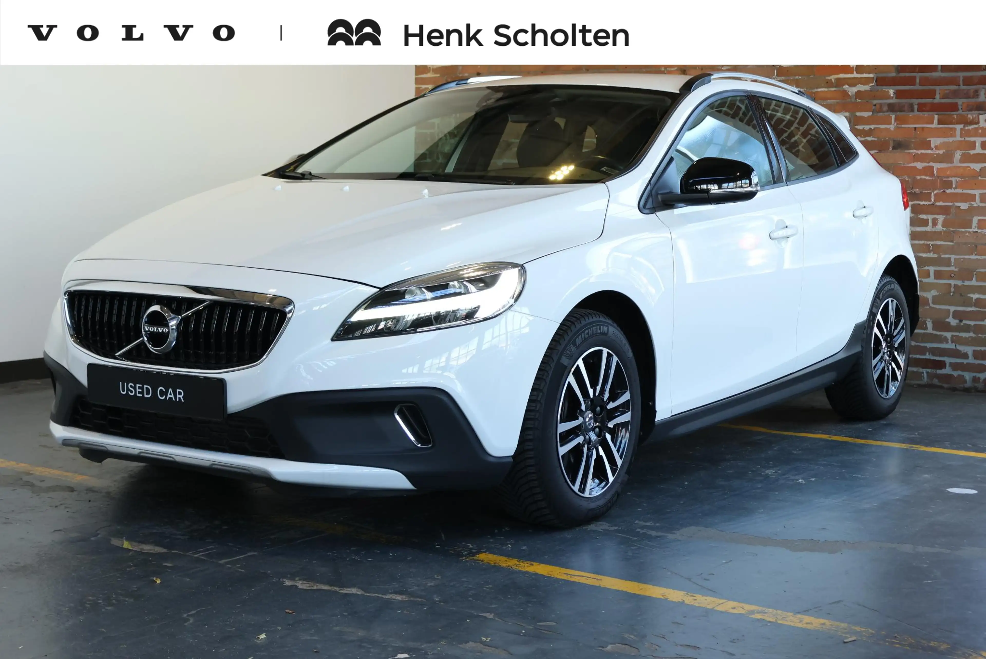 Volvo V40 Cross Country T3 Automaat Edition+ | Afneembare trekhaak | Stoel