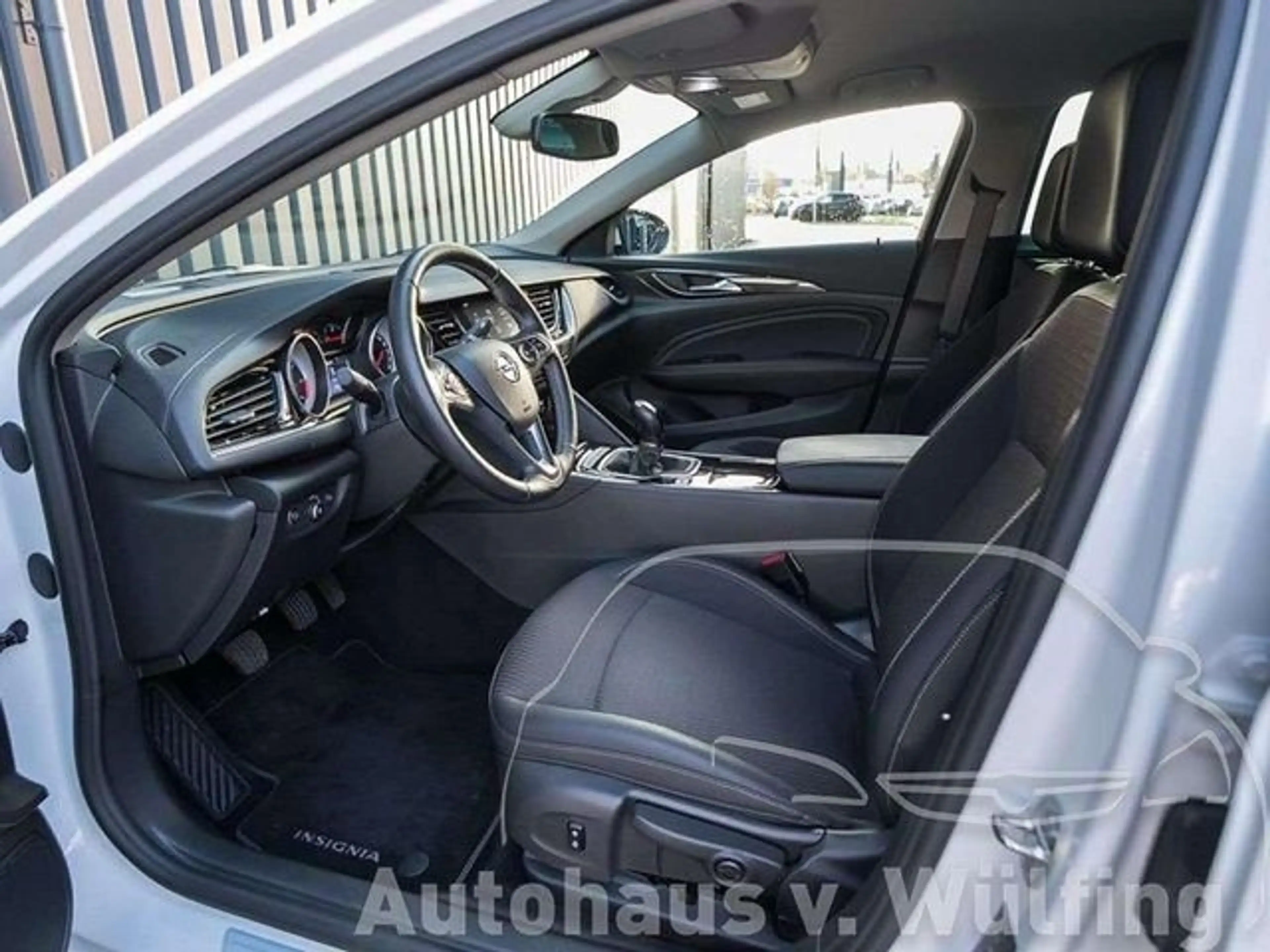Opel Insignia Grand Sport Innovation 4x4 /Allrad +20 Zoll — photo 3