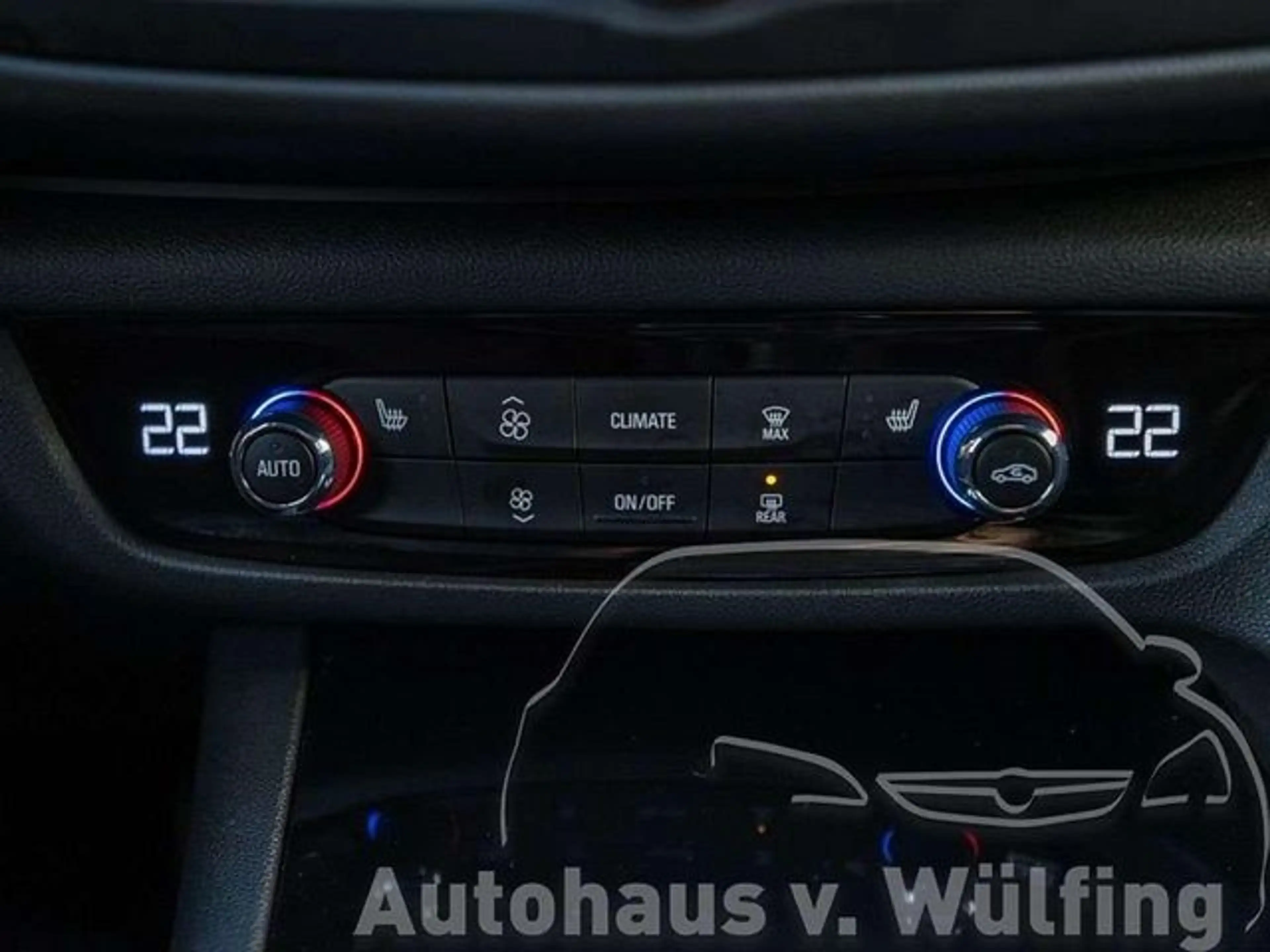Opel Insignia Grand Sport Innovation 4x4 /Allrad +20 Zoll — photo 7