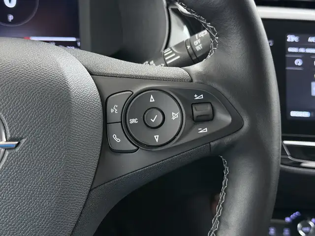 Opel Corsa-E view 28