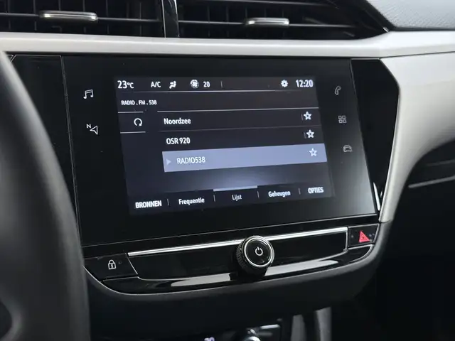 Opel Corsa-E view 13