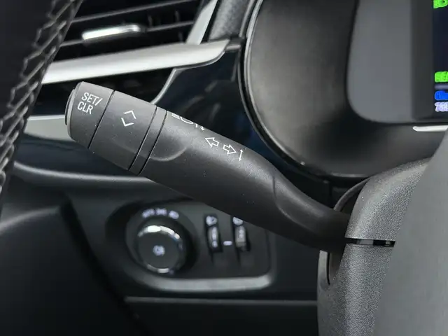 Opel Corsa-E view 25