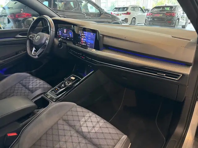 Volkswagen Golf view 14