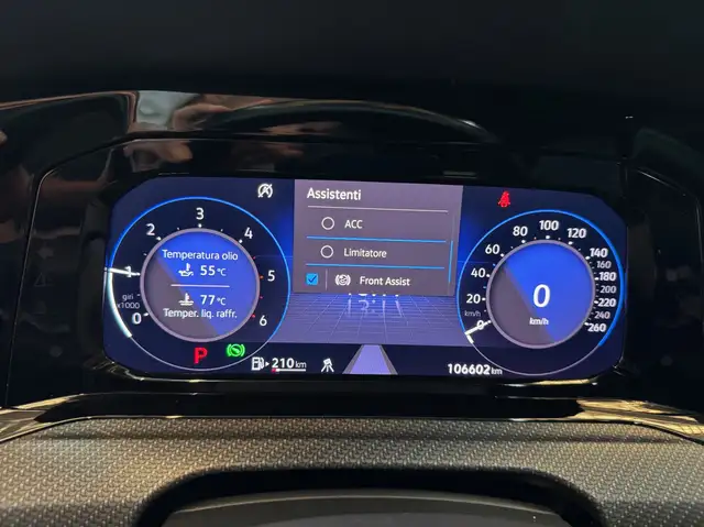 Volkswagen Golf view 10