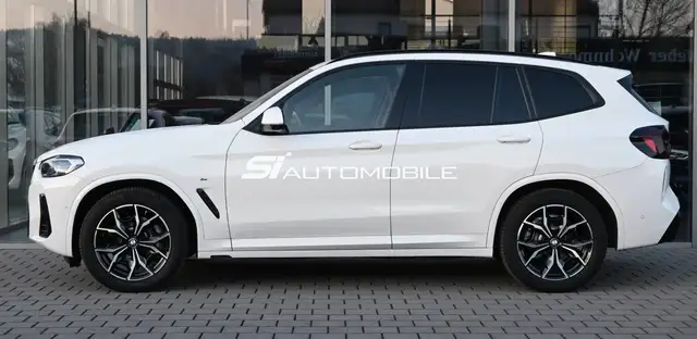 BMW X3 view 2