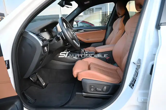 BMW X3 view 10