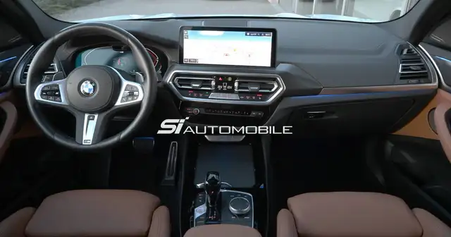 BMW X3 view 11