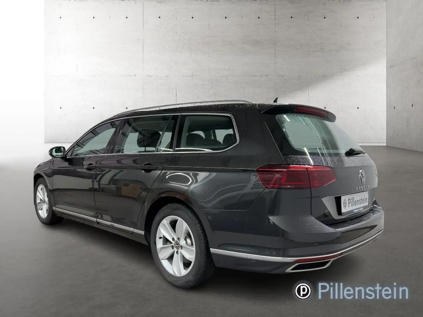 Volkswagen Passat Variant TSI ELEGANCE NAVI+AHK+KAM+ACC+17" Grau - 2