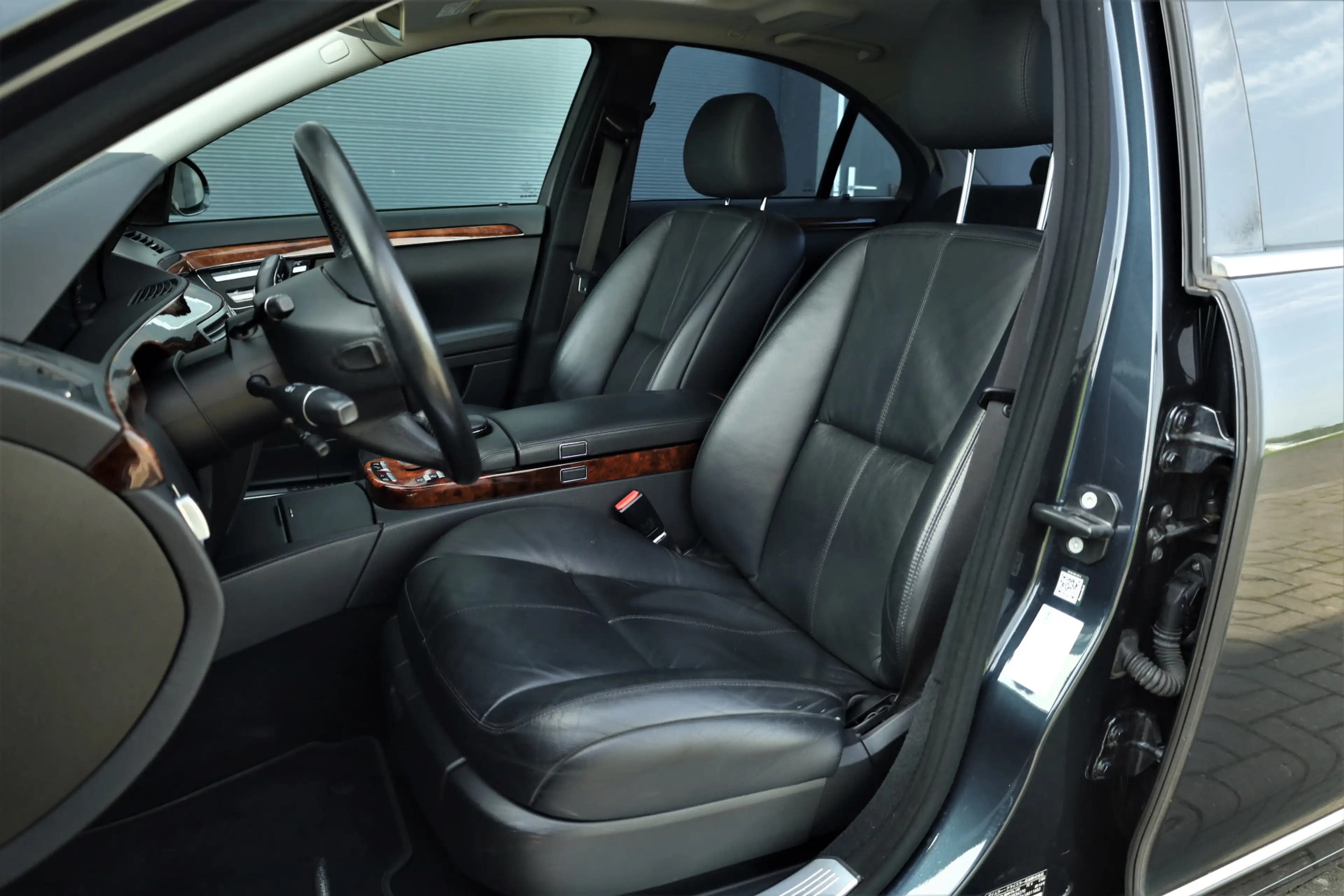 Mercedes-Benz S 350 S Youngtimer — photo 8