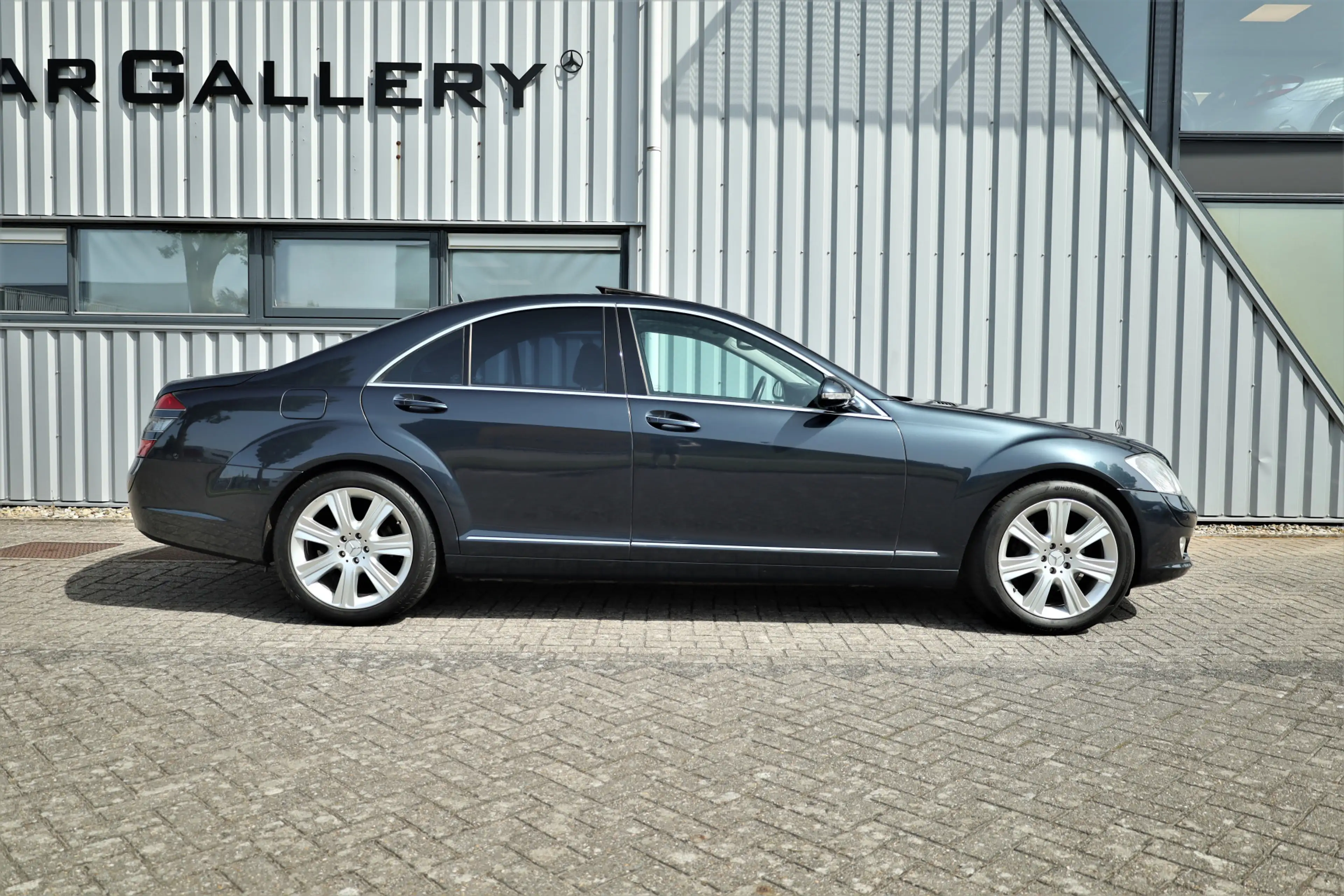 Mercedes-Benz S 350 S Youngtimer — photo 3
