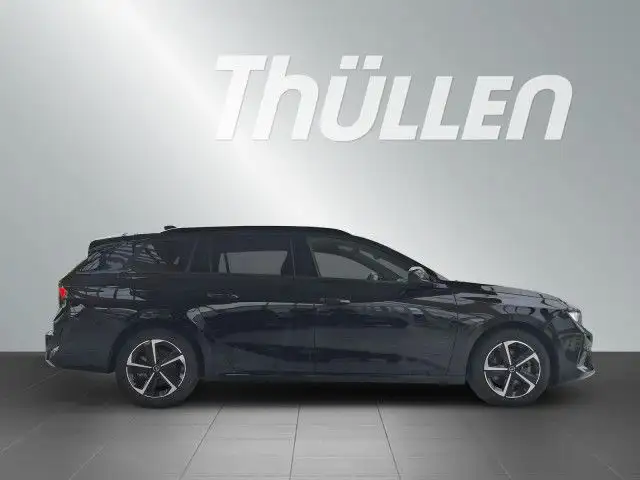 Opel Astra view 7